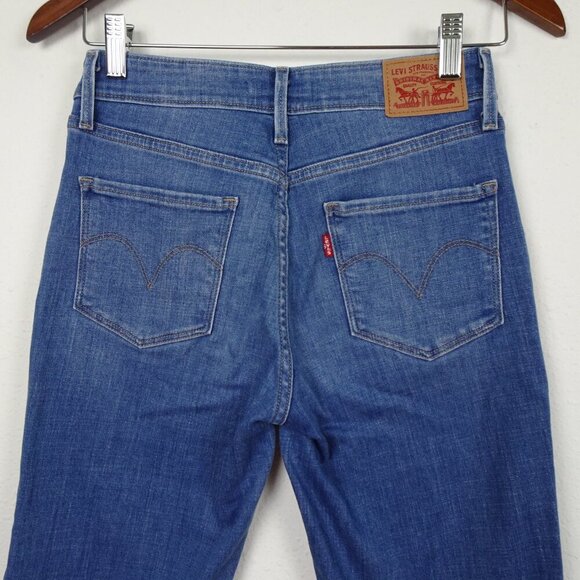 Levi’s Women’s Embroidered Skinny Jeans Size 27x31 Blue Denim Stretch Mid Rise - Picture 6 of 10